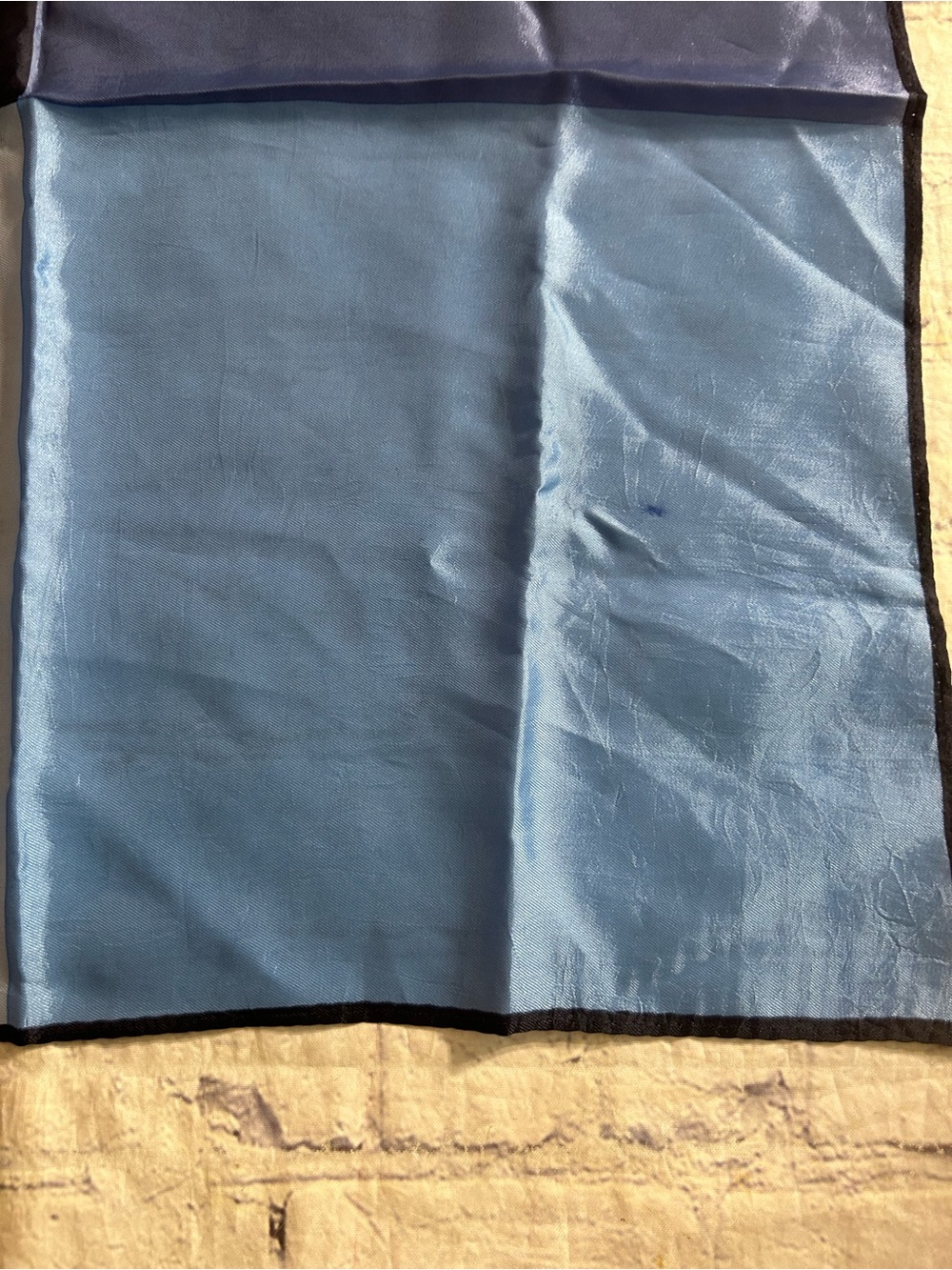 VINTAGE ROLLED ENDS 100% ACETATE COLORBLOCK BLUE POCKET SQUARE SCARF - Picture 12 of 12